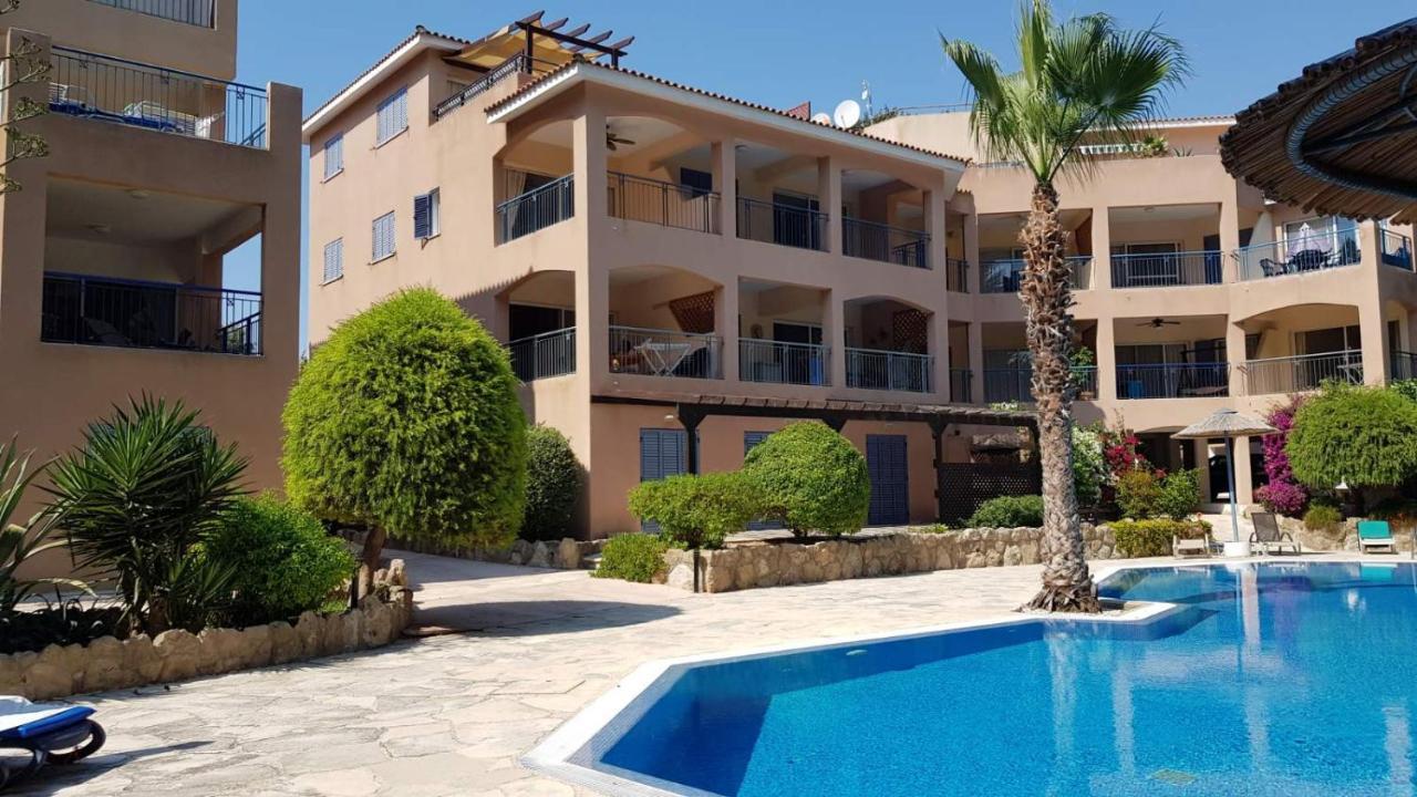 Paradise Gardens IV 2 Bd Amazing Apartment Paphos Esterno foto